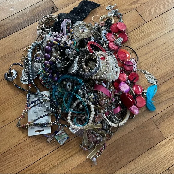 Jewelry Crafting Mystery Box | 4.5+ Pounds - Picture 2 of 2